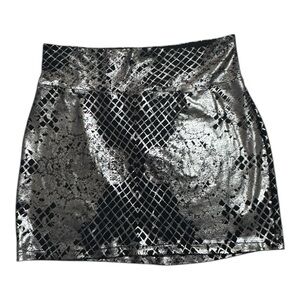 BEBE Metallic Mini Skirt Black Silver Party Holiday Sexy Date Night L Stretchy